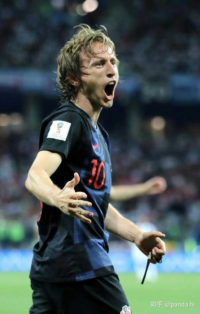 为什么现代球员喜欢在训练中佩戴能监测心脏负荷的智能肩带