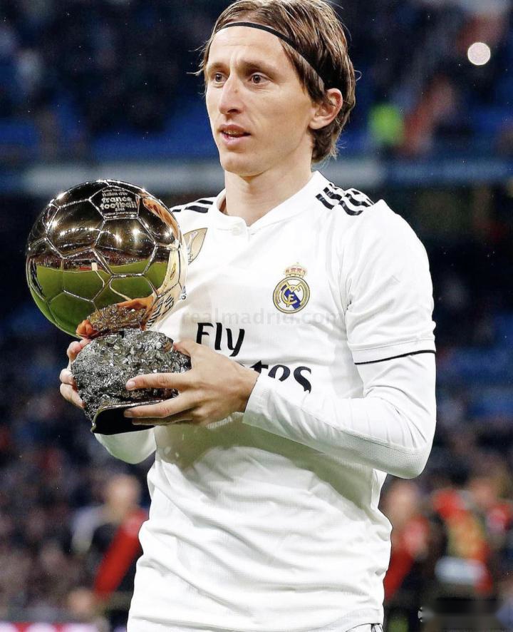 6400万镑+0火力真空！曼城押宝塞梅尼奥 争冠真能强心？